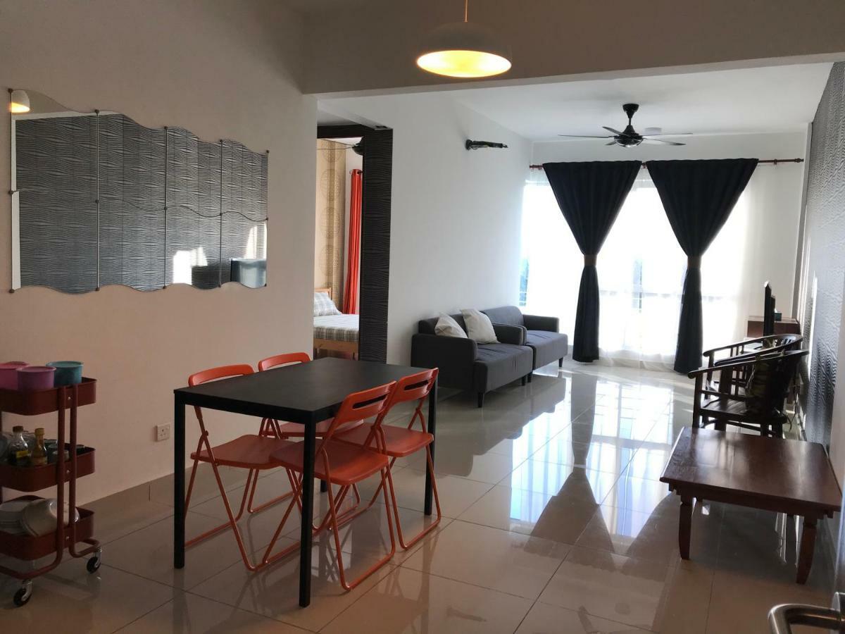 Homestay De Putra Kajang Buitenkant foto