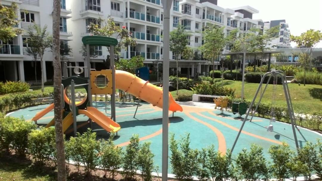 Homestay De Putra Kajang Buitenkant foto